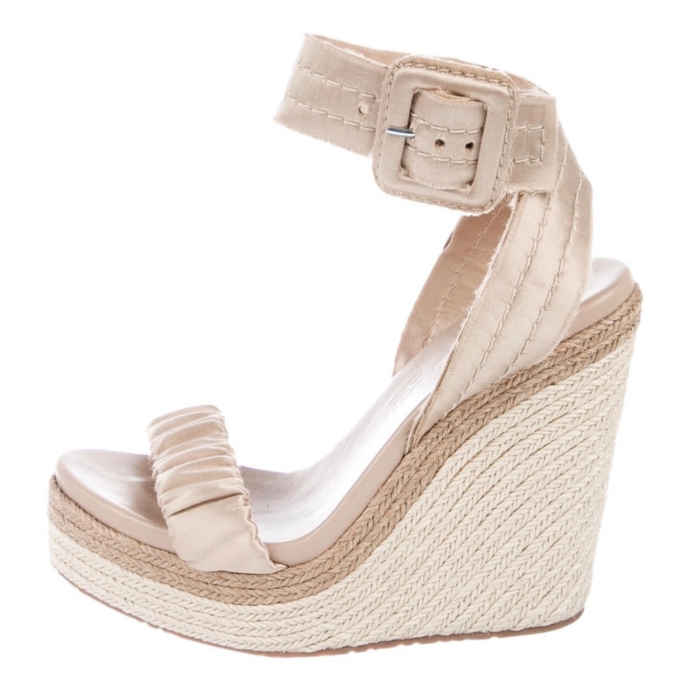 Pedro Garcia wedges
